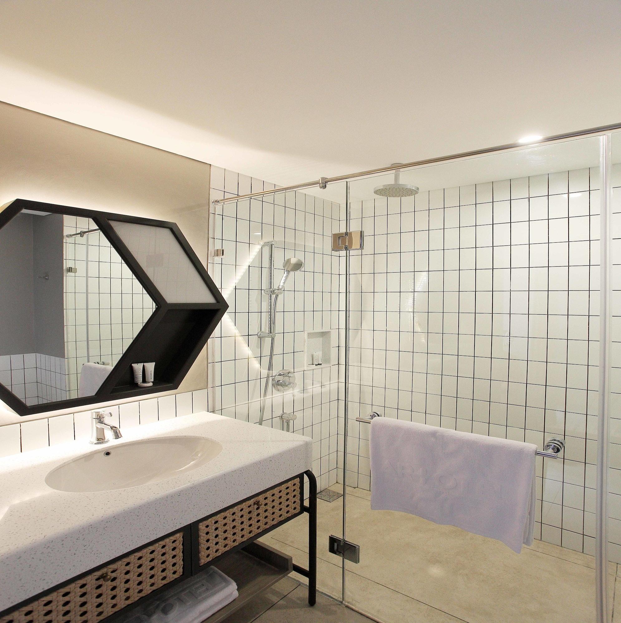 Artotel Yogyakarta Kejayan Экстерьер фото