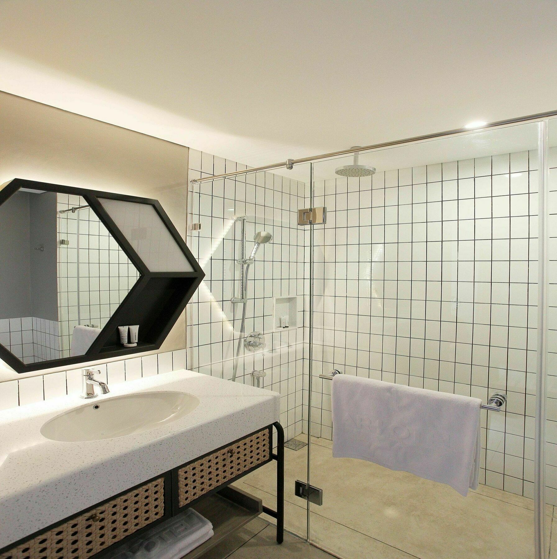 Artotel Yogyakarta Kejayan Экстерьер фото